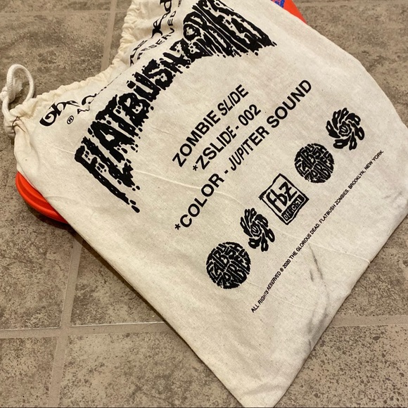 Flatbush Zombies FBZ CHANKLAS Jupiter Sound Red Slides Sandals L 9.5-10.5 - Picture 10 of 10